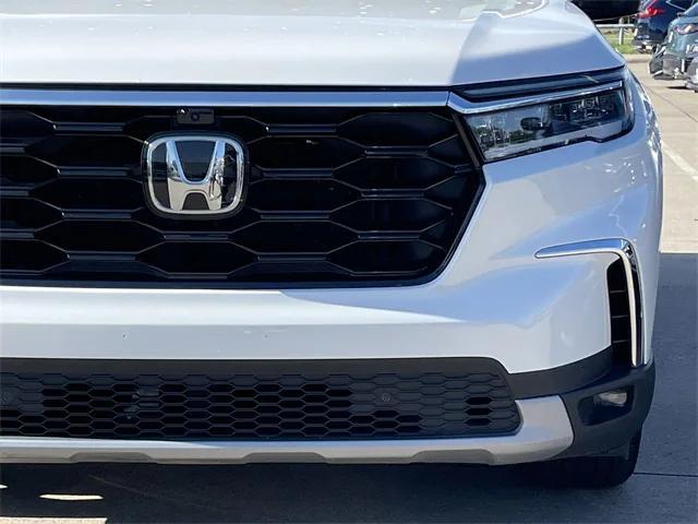 used 2023 Honda Pilot car, priced at $44,979