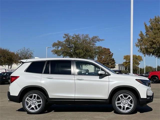 new 2025 Honda Passport car, priced at $44,250