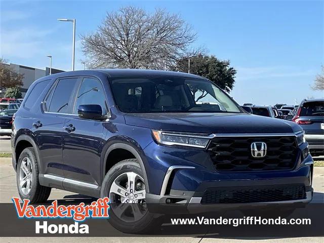 new 2025 Honda Pilot car, priced at $45,645