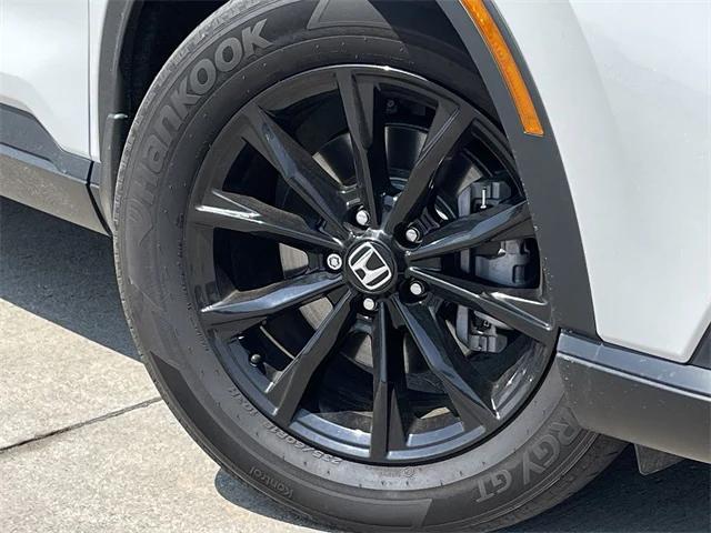 used 2024 Honda CR-V Hybrid car, priced at $35,992