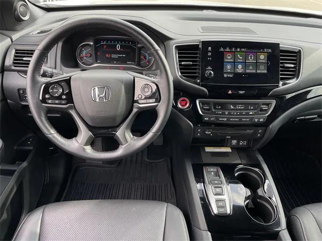 used 2022 Honda Pilot car, priced at $38,897