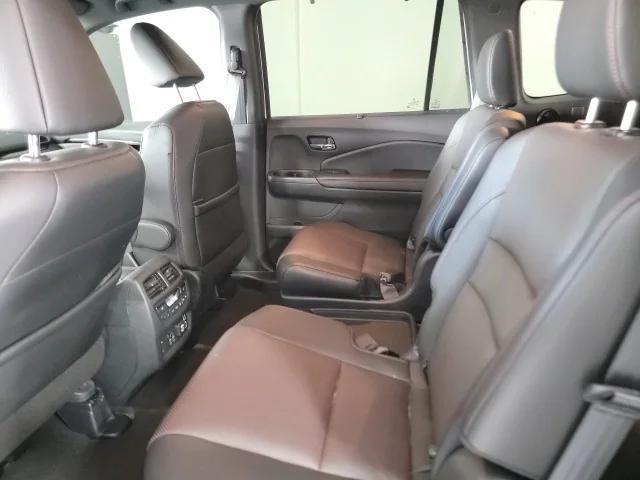 used 2022 Honda Pilot car, priced at $38,897