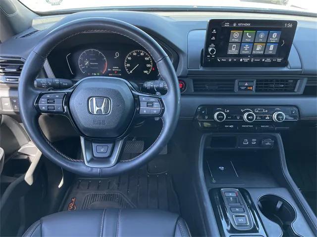 used 2025 Honda Pilot car, priced at $41,949