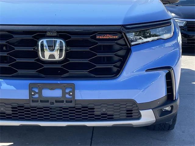 used 2025 Honda Pilot car, priced at $41,949
