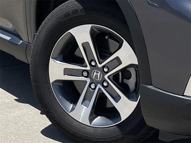 used 2025 Honda Pilot car, priced at $42,981