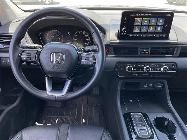 used 2025 Honda Pilot car, priced at $42,981