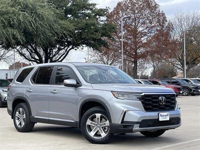 new 2025 Honda Pilot car, priced at $44,595