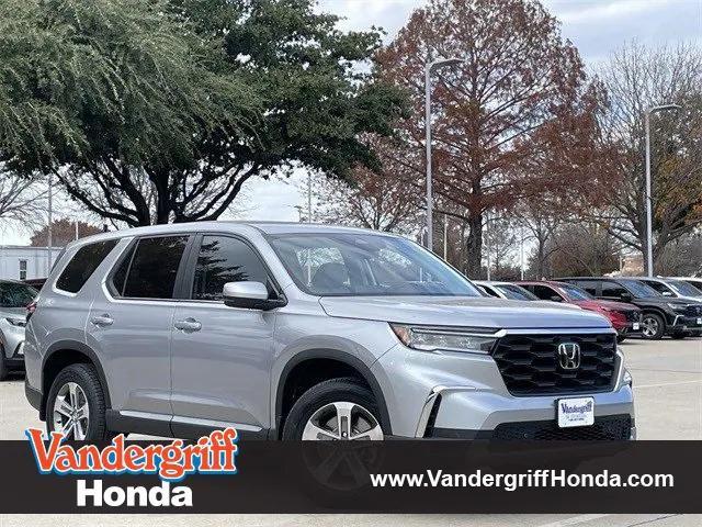 new 2025 Honda Pilot car, priced at $44,595