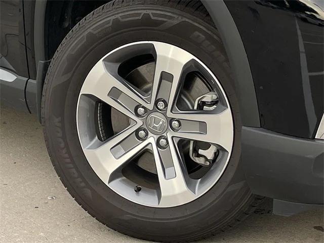 used 2025 Honda Pilot car, priced at $42,996