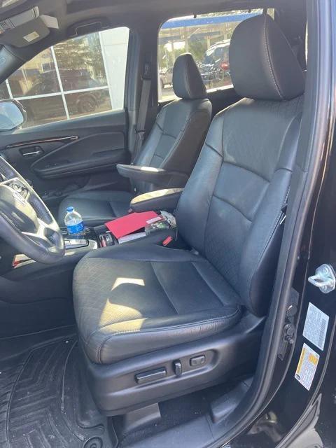 used 2021 Honda Passport car, priced at $27,905