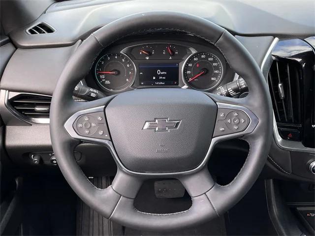 used 2024 Chevrolet Traverse car, priced at $37,598