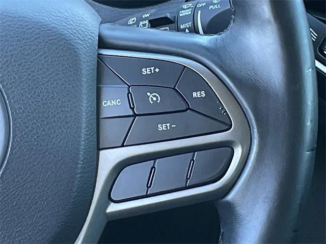 used 2019 Jeep Cherokee car, priced at $13,362