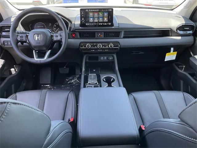 new 2025 Honda Pilot car, priced at $51,839