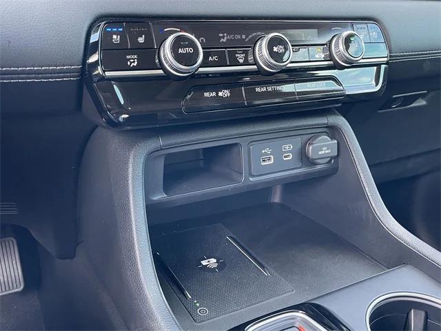 used 2023 Honda Pilot car, priced at $45,549