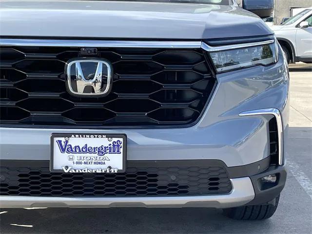 used 2023 Honda Pilot car, priced at $45,549