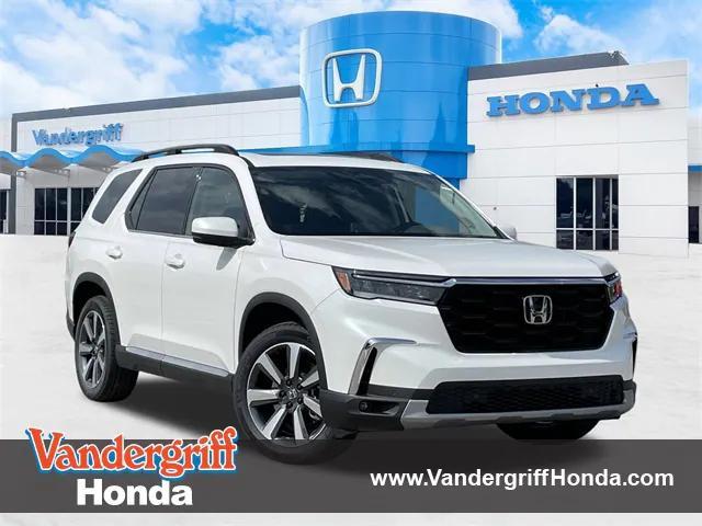 new 2025 Honda Pilot car, priced at $48,219
