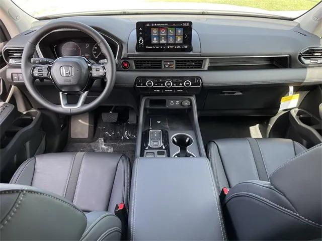 new 2025 Honda Pilot car, priced at $48,219
