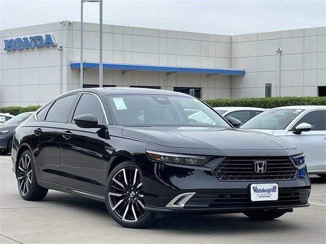 new 2025 Honda Accord Hybrid car, priced at $40,395