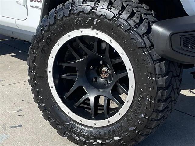 used 2018 Jeep Wrangler Unlimited car, priced at $34,324