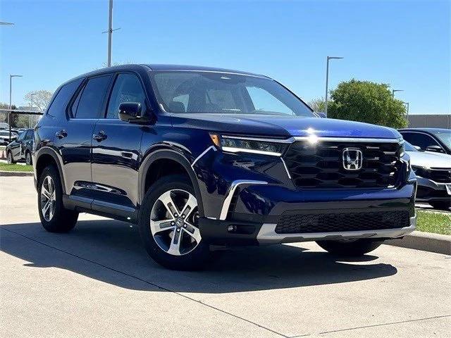 new 2025 Honda Pilot car, priced at $46,695