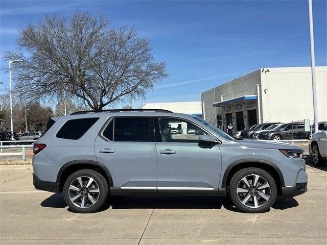 new 2025 Honda Pilot car, priced at $51,150