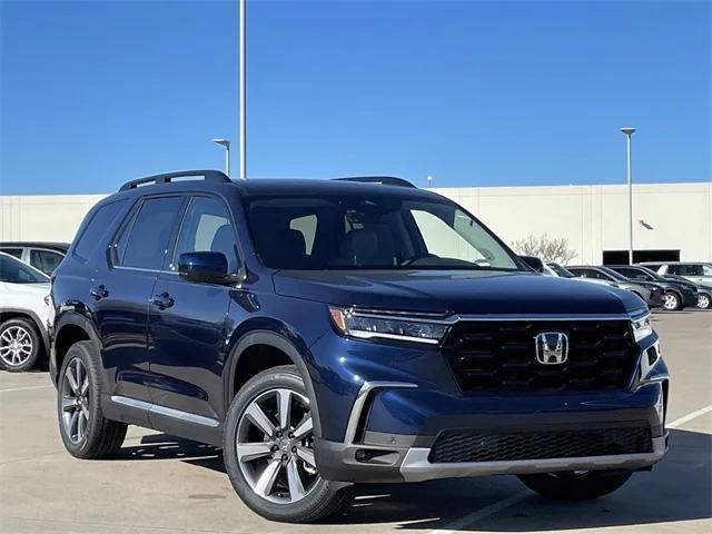 new 2025 Honda Pilot car, priced at $52,715