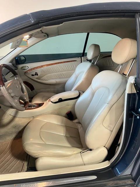 used 2005 Mercedes-Benz CLK-Class car, priced at $6,515