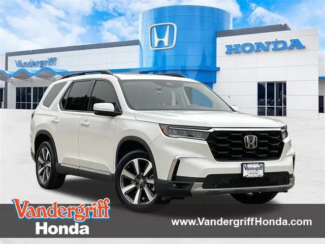 used 2023 Honda Pilot car, priced at $39,698