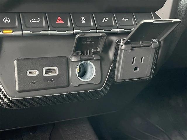 used 2022 Chevrolet Silverado 1500 car, priced at $31,874