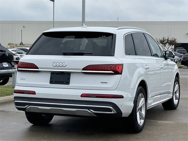 used 2024 Audi Q7 car, priced at $36,327