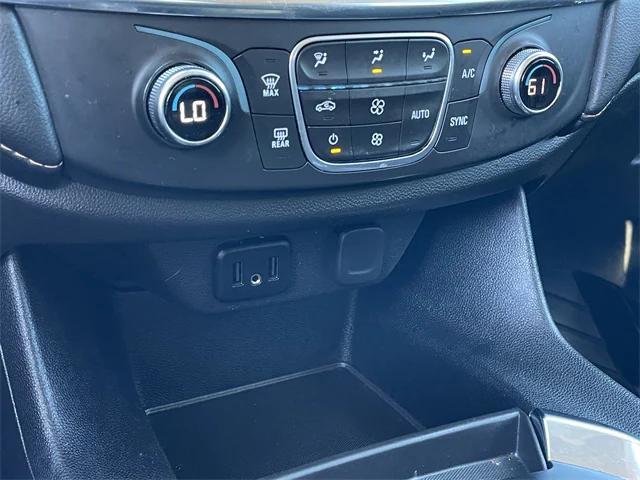used 2021 Chevrolet Traverse car, priced at $20,488