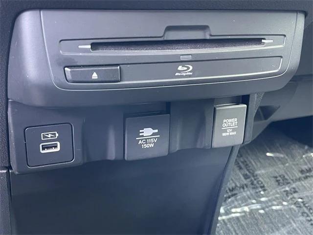 used 2024 Honda Odyssey car, priced at $41,838