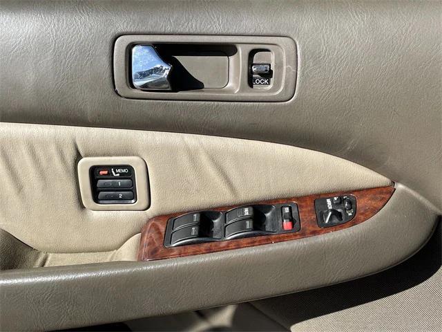used 2002 Acura RL car, priced at $7,499