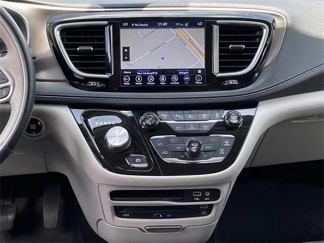 used 2018 Chrysler Pacifica car, priced at $15,959