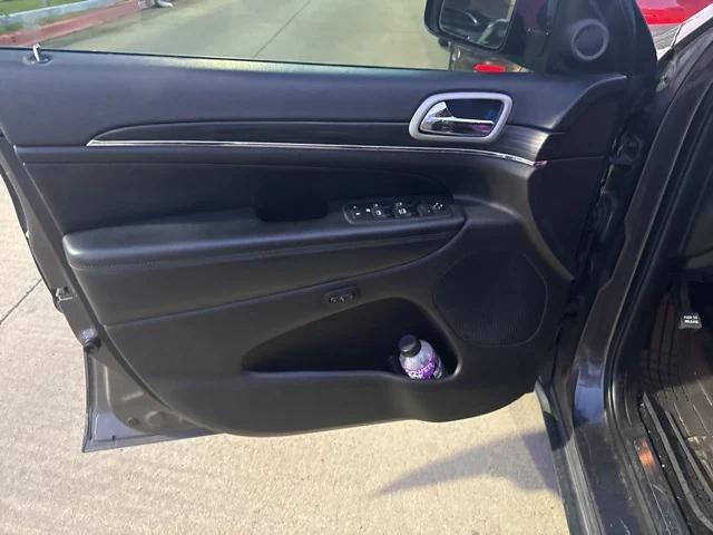 used 2021 Jeep Grand Cherokee car, priced at $19,165