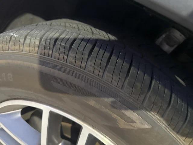 used 2021 Jeep Grand Cherokee car, priced at $19,165