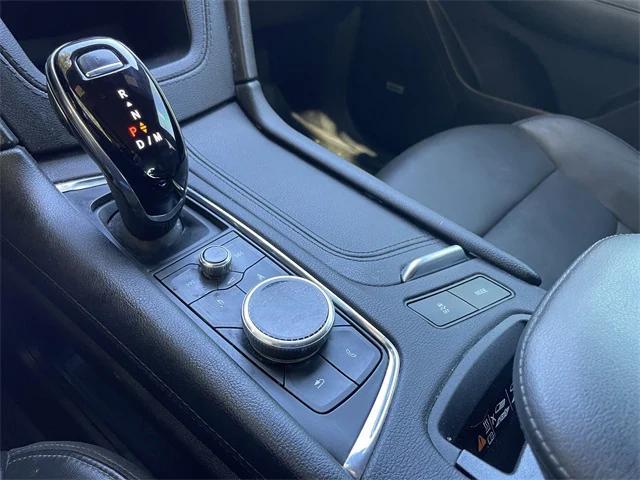 used 2024 Cadillac XT6 car, priced at $44,896