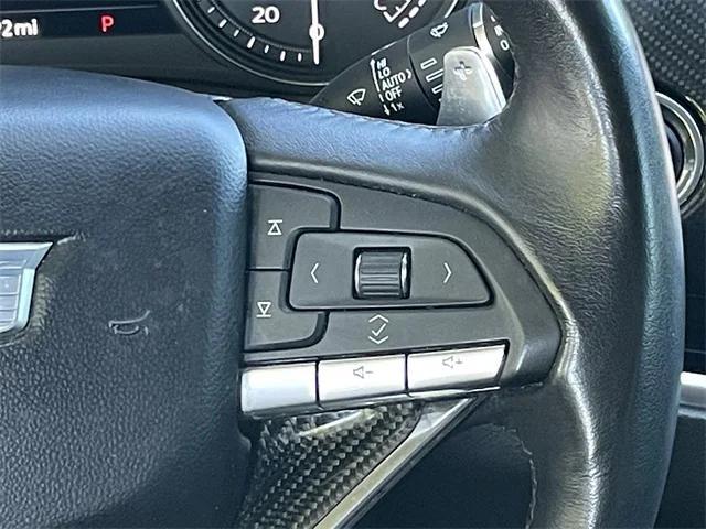 used 2024 Cadillac XT6 car, priced at $44,896