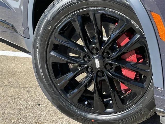 used 2024 Cadillac XT6 car, priced at $44,896