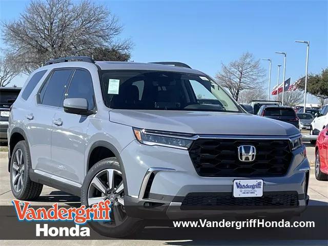 new 2025 Honda Pilot car, priced at $51,505