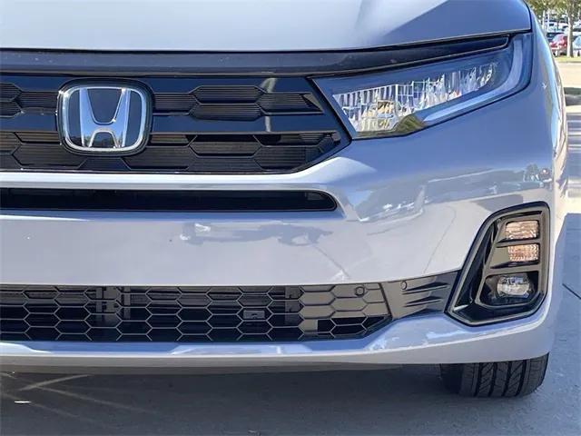 new 2025 Honda Odyssey car, priced at $52,730