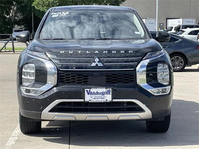 used 2023 Mitsubishi Outlander car, priced at $22,896