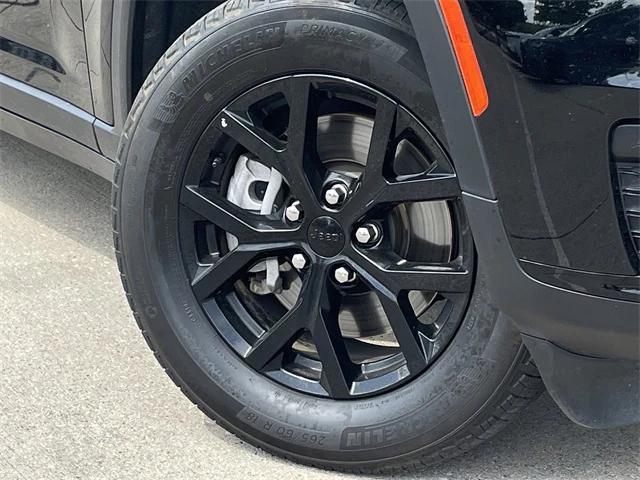 used 2024 Jeep Grand Cherokee L car, priced at $29,996