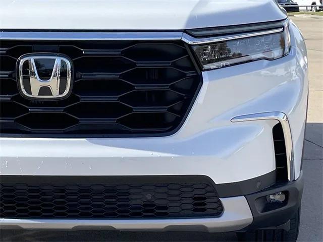 new 2025 Honda Pilot car