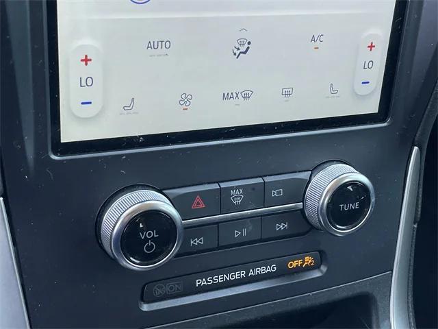used 2024 Ford Edge car, priced at $22,889