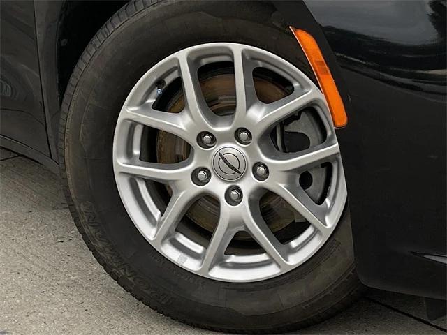 used 2022 Chrysler Pacifica car, priced at $22,493