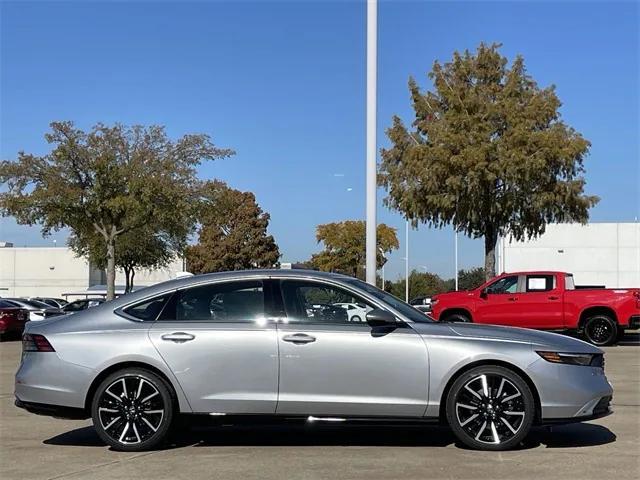 new 2025 Honda Accord Hybrid car, priced at $40,395