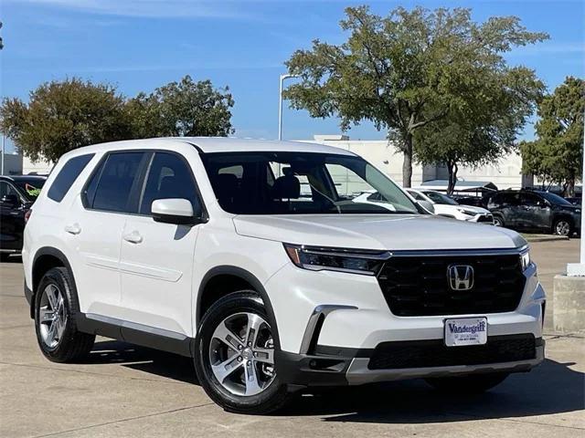 used 2025 Honda Pilot car, priced at $42,749