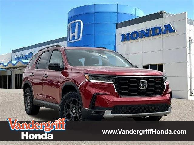 new 2025 Honda Pilot car, priced at $50,950