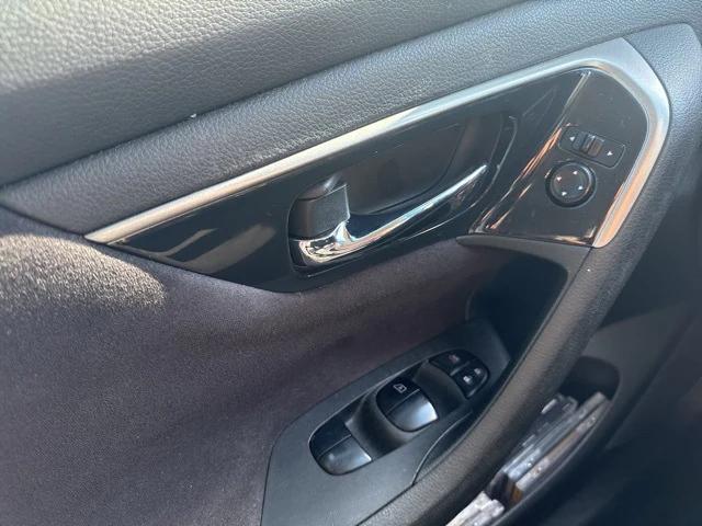 used 2013 Nissan Altima car, priced at $5,482